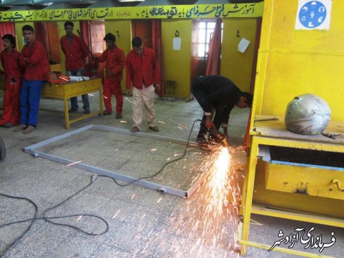 کارگاههای فعال مرکزآموزش فنی وحرفه ای آزادشهر