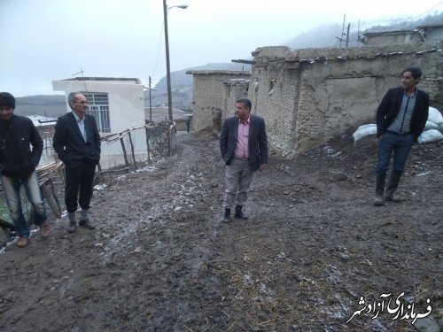 بازدید بخشدار چشمه ساران از روستای رحیم آباد