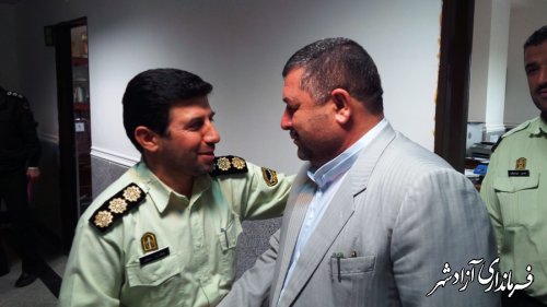 حضور فرماندار آزادشهر در اولین روز سال  در ستاد فرماندهی نیروی انتظامی