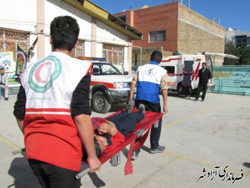 مانور پدافند غیرعامل در مدارس شهرستان آزادشهر