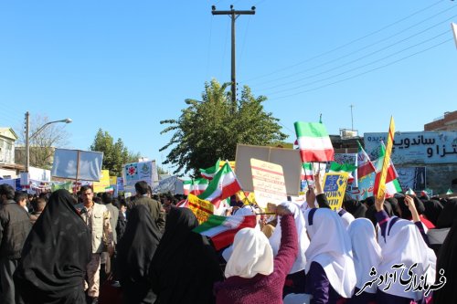 روز ملی مبارزه با استکبار جهانی در شهرستان آزادشهر