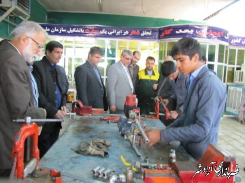 بازدید مدیرکل آموزش و پرورش استان از مرکز فنی و حرفه ای شهرستان آزادشهر