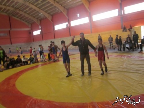 پایان مسابقات کشتی دانش آموزان شهرستان ازادشهر