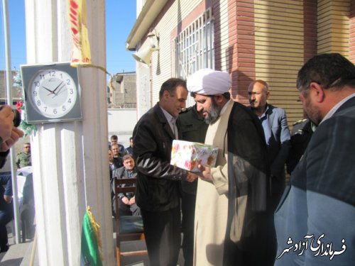 نواختن زنگ گلبانگ انقلاب در مدارس شهرستان آزادشهر 