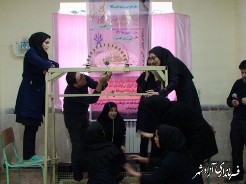 مسابقات سازه های ماکارونی دانش آموزی در شهرستان آزادشهر