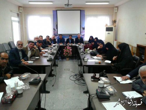 دومین جلسه توجیهی نمایندگان فرماندار در شعب اخذ رأی شهرستان آزادشهر برگزار شد