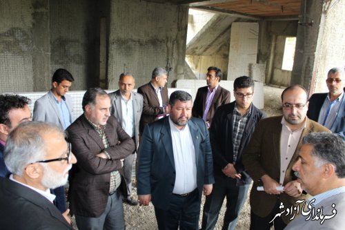 بازدید فرماندار شهرستان آزادشهر از مدارس در حال ساخت شهرستان
