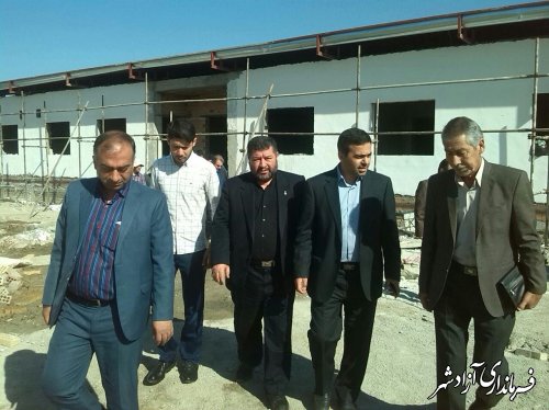بازدید از پروژه های عمرانی در بخش بهداشت و درمان در حال ساخت آزادشهر