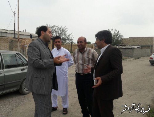 بازدید چوبداری بخشدار مرکزی آزادشهر از پروژه طرح هادی روستای احمد آباد