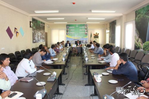 برگزاری جلسه دهیاران و رؤسای شوراهای اسلامی بخش مرکزی آزادشهر