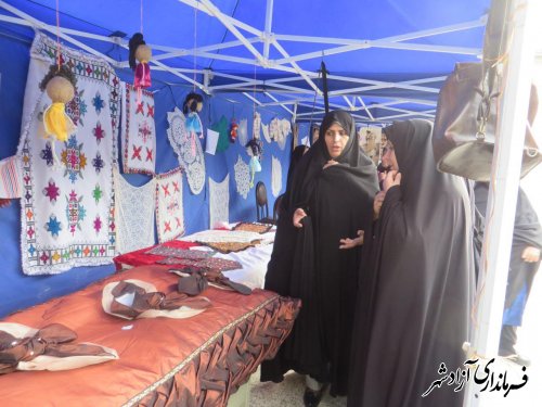 بازدید مدیرکل امور بانوان استان گلستان از نمایشگاه توانمندیهای زوجین آزادشهر