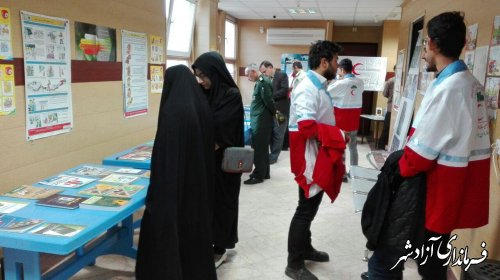  حضور معاون فرماندار شهرستان آزادشهر در نمایشگاه پدافند غیر عامل و مدیریت بحران