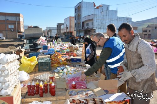 بازدید کارشناسان بهداشت محیط از بازار هفتگی در آزادشهر