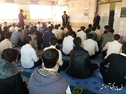 مراسم گرامیداشت شهدای آتش نشان در مدارس آزادشهر