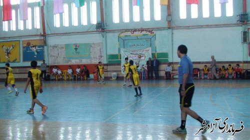 مسابقات هندبال آموزشگاههای ابتدایی استان در شهرستان آزادشهر