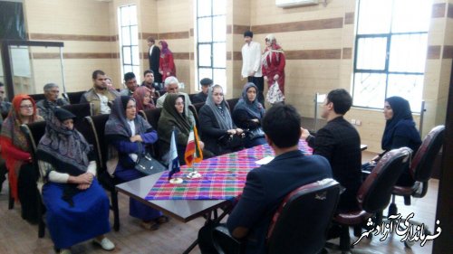 دومین جلسه  با هنرمندان صنایع دستی  جهت برپایی نمایشگاه و بازارچه صنایع دستی  موقت در میدان الله شهرستان آزادشهر
