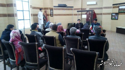 دومین جلسه  با هنرمندان صنایع دستی  جهت برپایی نمایشگاه و بازارچه صنایع دستی  موقت در میدان الله شهرستان آزادشهر