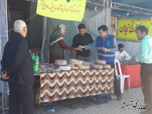 بازدید بازرسان شبکه بهداشت شهرستان از نمایشگاه صنایع دستی و سوغات محلی میدان الله