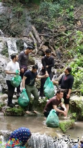 همایش طبیعت گردی خانوادگی در شهرستان آزادشهر برگزار گردید