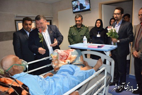 عیادت از بیماران بمناسبت هفته سلامت توسط فرماندار و مسئولین شهرستان آزادشهر