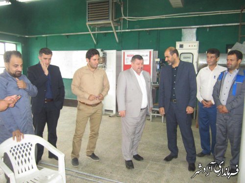 دیدار فرماندار شهرستان آزادشهر با رئیس و کارکنان مركز آموزش فني و حرفه اي