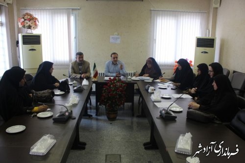 برگزاری جلسه اهمیت ازدواج و تحکیم بنیان خانواده در شهرستان آزادشهر