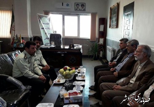 دیدار مدیر آموزش و پرورش شهرستان آزادشهر از پرسنل انتظامی