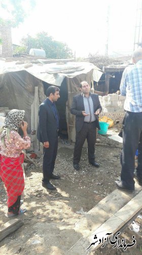 بازدید بخشدار مرکزی و رئیس بنیاد مسکن شهرستان آزادشهر از محل ساخت منازل محرومین در روستای فاضل آباد