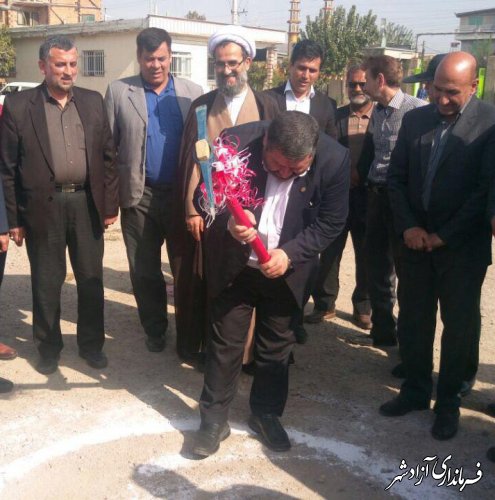 کلنگ زنی ساختمان جدید جهاد کشاورزی شهرستان آزادشهر
