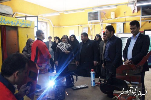 فرماندار آزادشهر در قالب طرح بازدید همگانی از مرکز آموزش فنی و حرفه ای شهرستان دیدن کرد