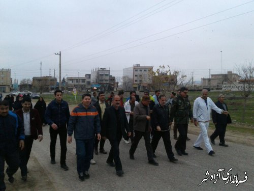 همایش پیاده روی و ورزش صبحگاهی کارکنان ادارات شهرستان آزادشهر