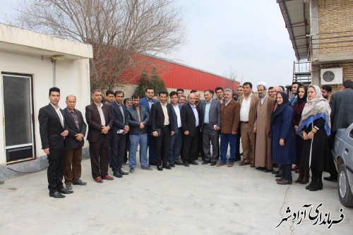 نشست فعالان اقتصادی و صنعتی با فرماندار شهرستان آزادشهر