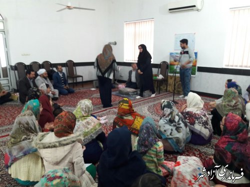 برگزاری کلاس آموزشی پرورش قارچ خوراکی در روستای صاتلق بای توسط مرکز جهادکشاورزی نگین‌شهر