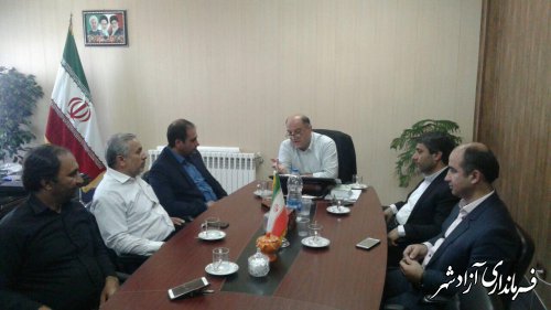 دیدار رییس و اعضای شورای شهر آزادشهر با فرماندار شهرستان آزادشهر