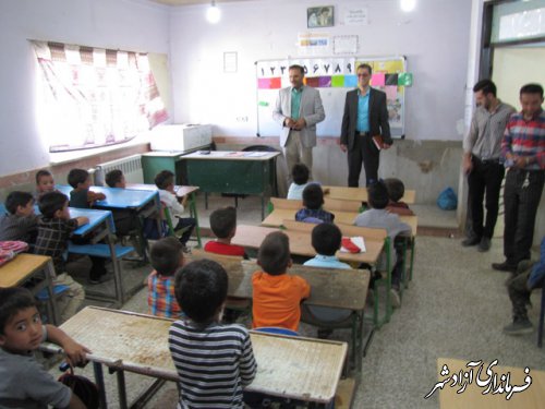 اجرای طرح دو زبانه برای دانش آموزان بدو ورود به پایه اول ابتدایی شهرستان آزادشهر