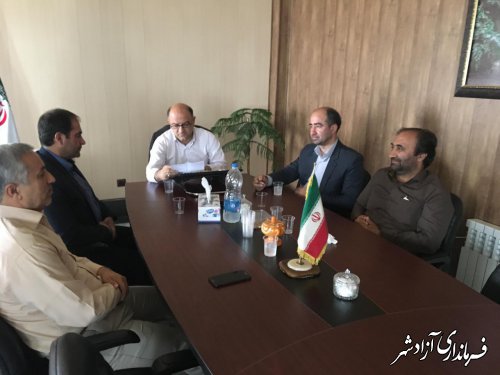 دیدار رییس و اعضای شورای شهر آزادشهر با فرماندار شهرستان آزادشهر