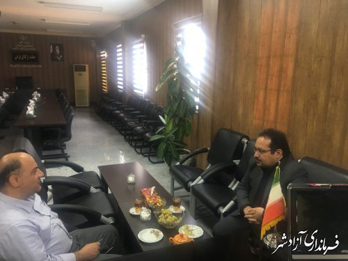 دیدار مدیرعامل بانک رفاه استان با فرماندار شهرستان آزادشهر