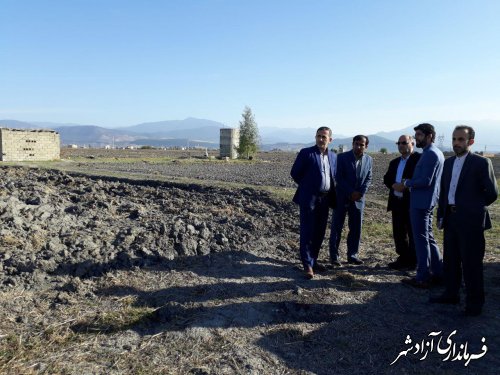 فرماندار از محل احداث کشتارگاه صنعتی تمام اتوماتیک شهرستان آزادشهر بازدید کرد