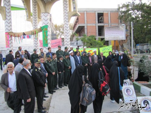 مراسم افتتاحیه متمرکز اعزام کاروان راهیان نور دانش آموزی استان در آزادشهر