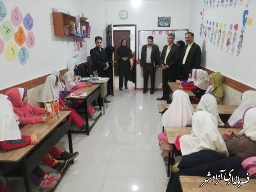 بازدید مدیر آموزش و پرورش آزادشهر از دبستان غیردولتی مهر این شهرستان