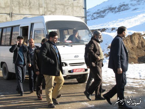 بازدید تیمی از مدارس کوهستانی شهرستان آزادشهر