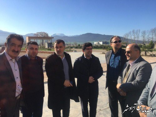 بازدید جمعی از مدیران کل استان از پروژه های عمرانی و اقتصادی شهرستان آزادشهر