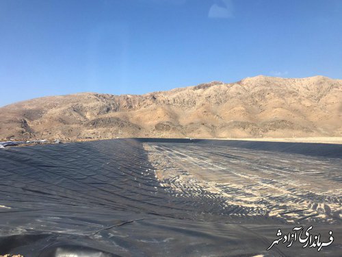 بازدید معاون فرماندار شهرستان آزادشهر از احداث آب بندان در بخش چشمه ساران