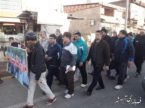 برگزاری همایش بزرگ پیاده روی خانوادگی در شهرستان آزادشهر