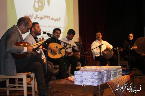 اختتامیه جشنواره شعر و داستان چهل چراغ در شهرستان آزادشهر برگزار شد