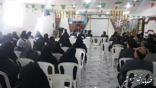 برگزاری همایش دبیران پایه دوازدهم مدارس شهرستان آزادشهر