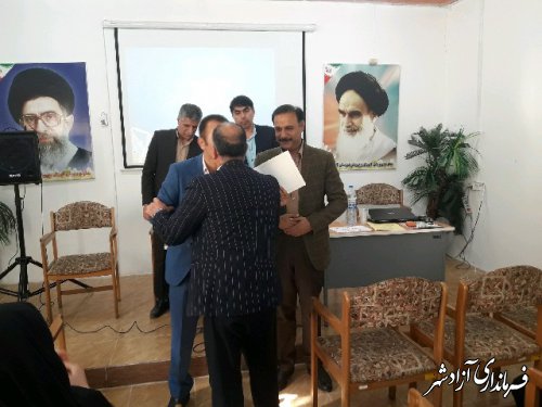 مراسم تجلیل از مهندسین فرهنگی شهرستان آزادشهر