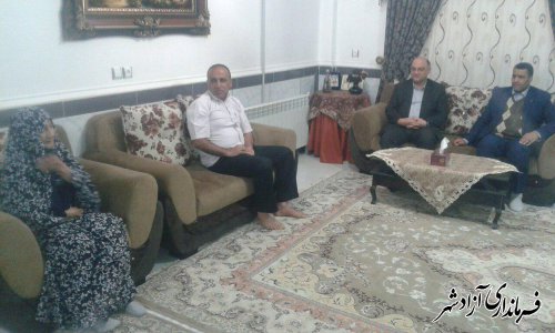 دیدار و دلجویی فرماندار از 5 خانواده شهید در سطح شهرستان آزادشهر