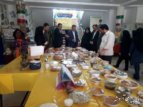 جشنواره غذای سالم در دبیرستان شهید کوهی نوده خاندوز