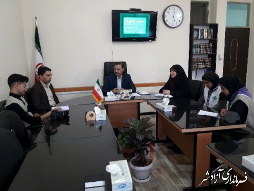 نشست خبری مدیرآموزش و پرورش آزادشهر با خبرنگاران خبرگزاری پانا